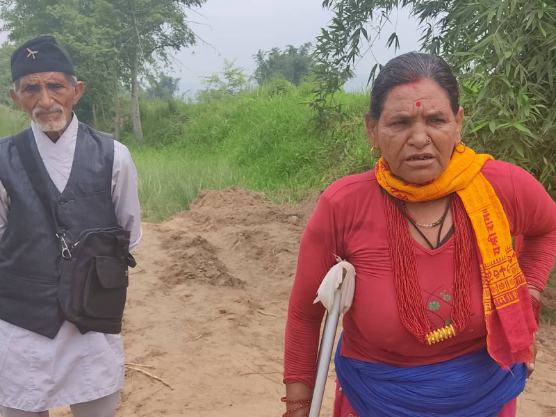 १७ वर्षदेखि भतभती पोलिरहेको एउटा घाउकाे कथा  